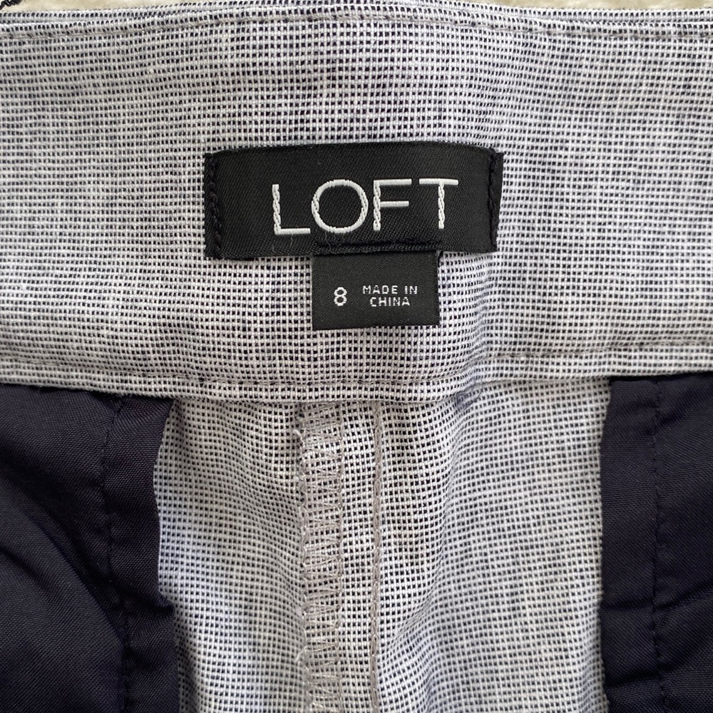 LOFT Ruffle Shorts - Picture 2 of 3
